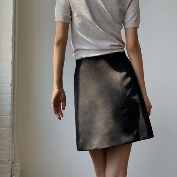 Aritzia Babaton black modern skirt - Picture 1 of 7